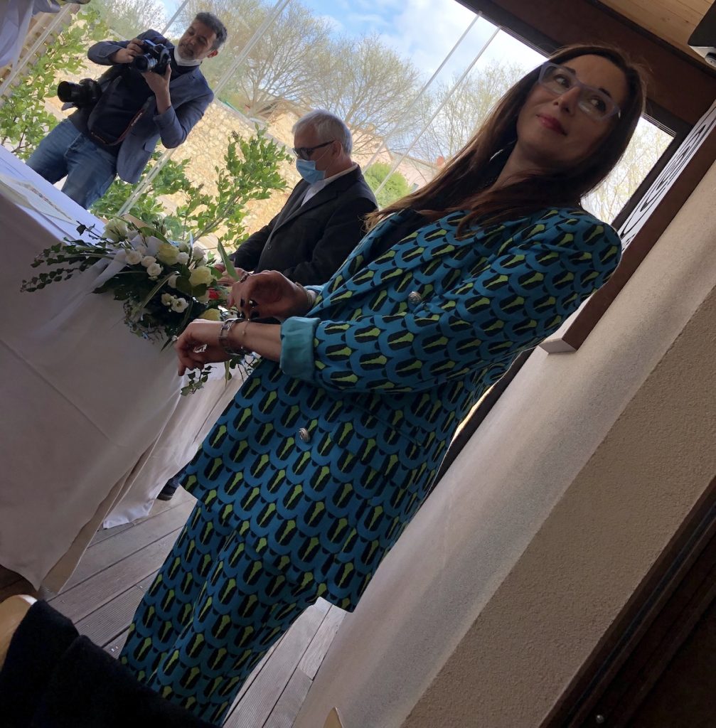 Mariangela, al matrimonio del fratello, qualche tempo fa, persona che tanta Energia Vitale mi dà.